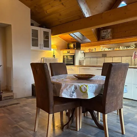 Prahna Cozy Attic Loft For 5 Persone Appartamento Confort