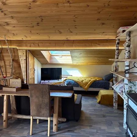 Appartamento Prahna Cozy Attic Loft For 5 Persone Confort